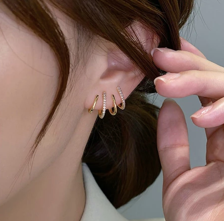 Brincos Quatro Pontas - Banhados a Ouro 18k